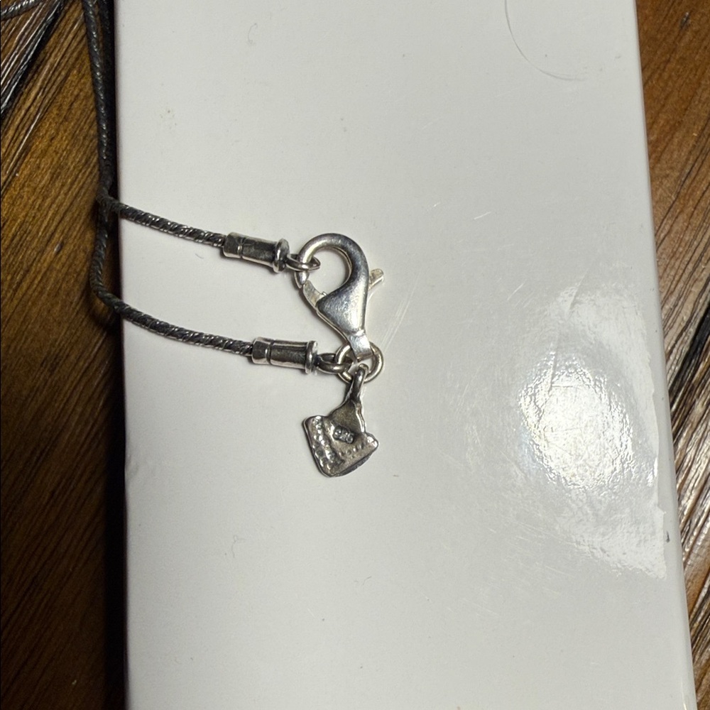 Silver Silpada Textured Pendant Necklace - Picture 4 of 4